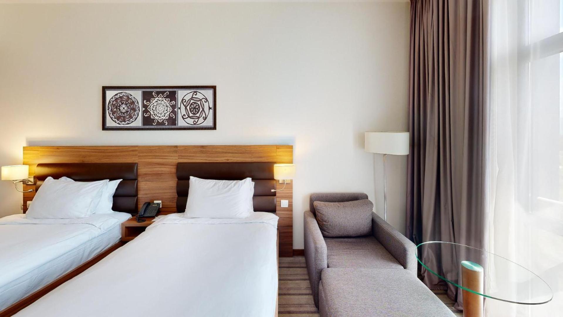 Premier Sofia Airport Hotel 4*
