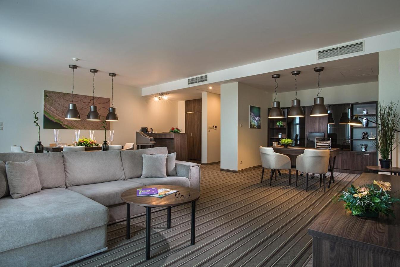 Premier Airport 4* Sofia